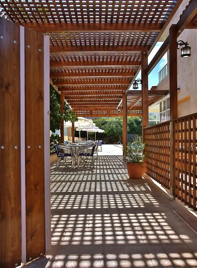 **  Cosman Hotel Kokkini Hani Ελλάδα